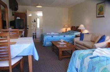 Motel Cooks Endeavour Motor Inn 3*